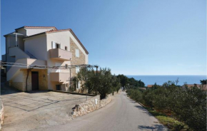 2 Bedroom Beautiful Apartment In Ivan Dolac